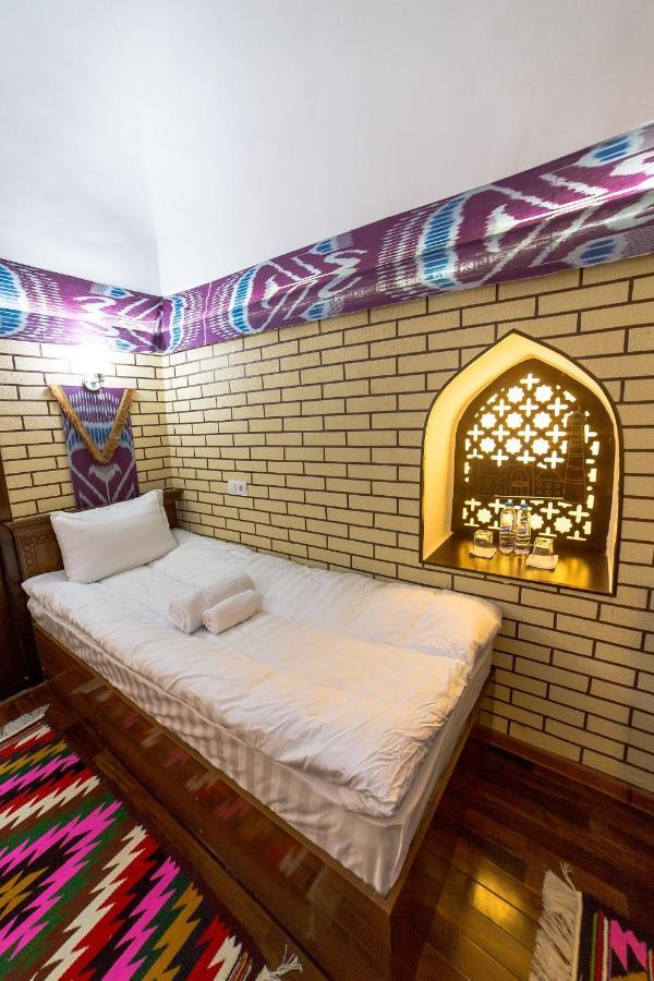 Feruzkhan Hotel - Madrassah Mohammed Rakhim Khan 1871 Khiva Luaran gambar