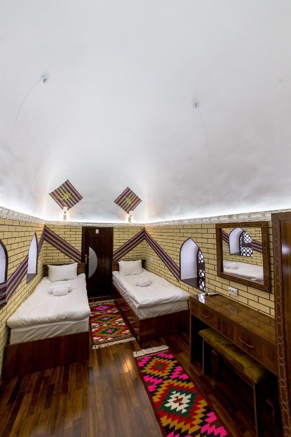 Feruzkhan Hotel - Madrassah Mohammed Rakhim Khan 1871 Khiva Luaran gambar